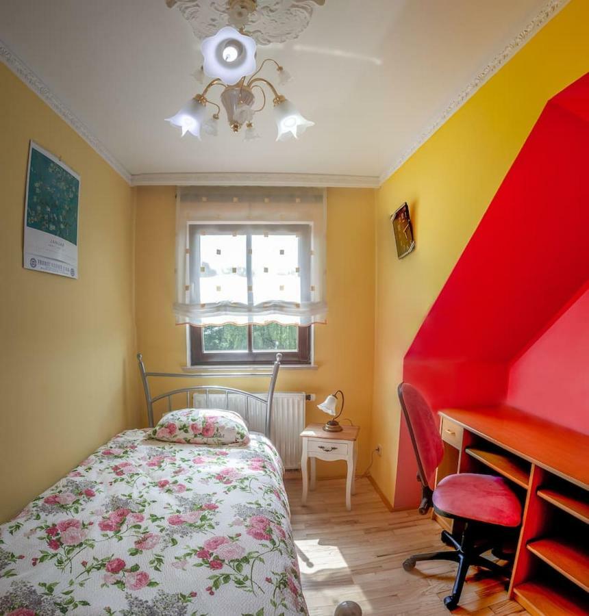 Apartma Ajda Komenda Zewnętrze zdjęcie